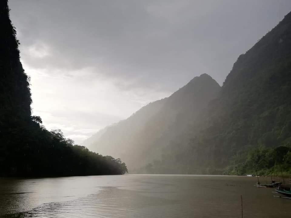 Ou River House Nongkhiaw Exteriör bild